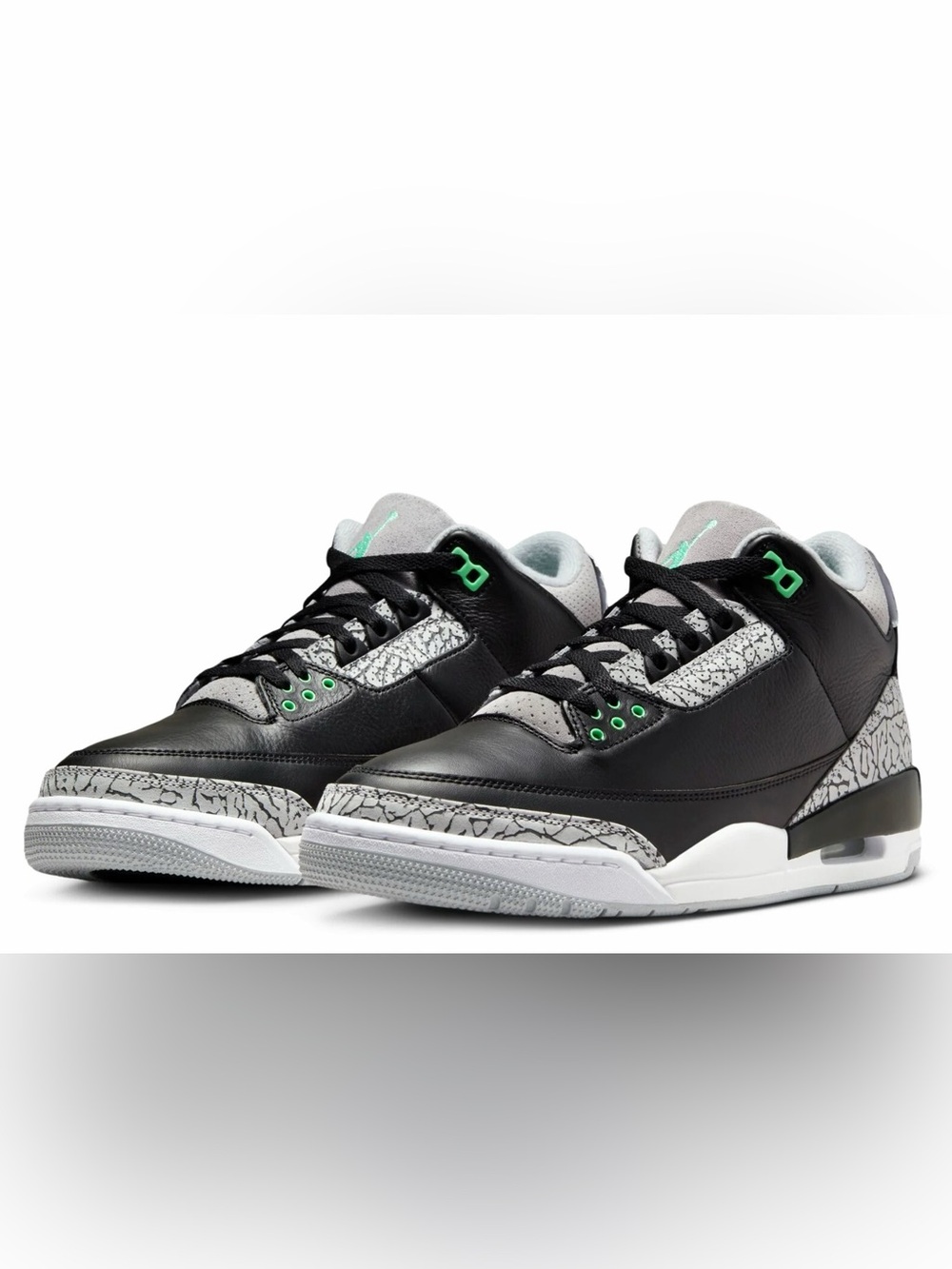 Youth Jordan 3 Retro green glow - size 3Y